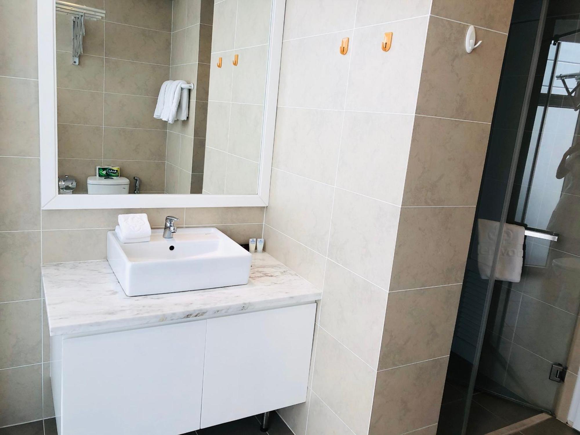 Apartment Glenwood Residences *